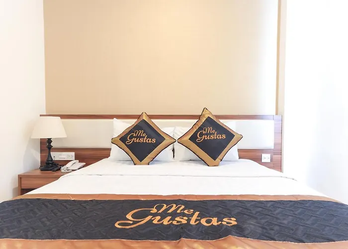 Khách sạn Me Gustas hướng công viên
